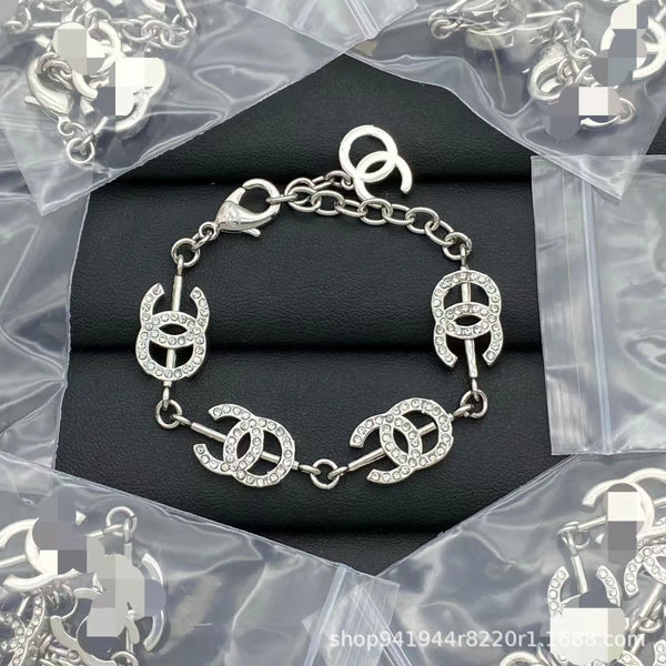 New Double Letter Pearl Bracelet Women, Light Luxury Versatile High Sense Internet Celebrity Explosion