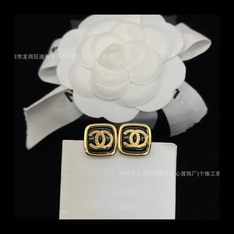 Double Sugar Stud Earrings Women's Fashion Black Square Pair with Label Tide