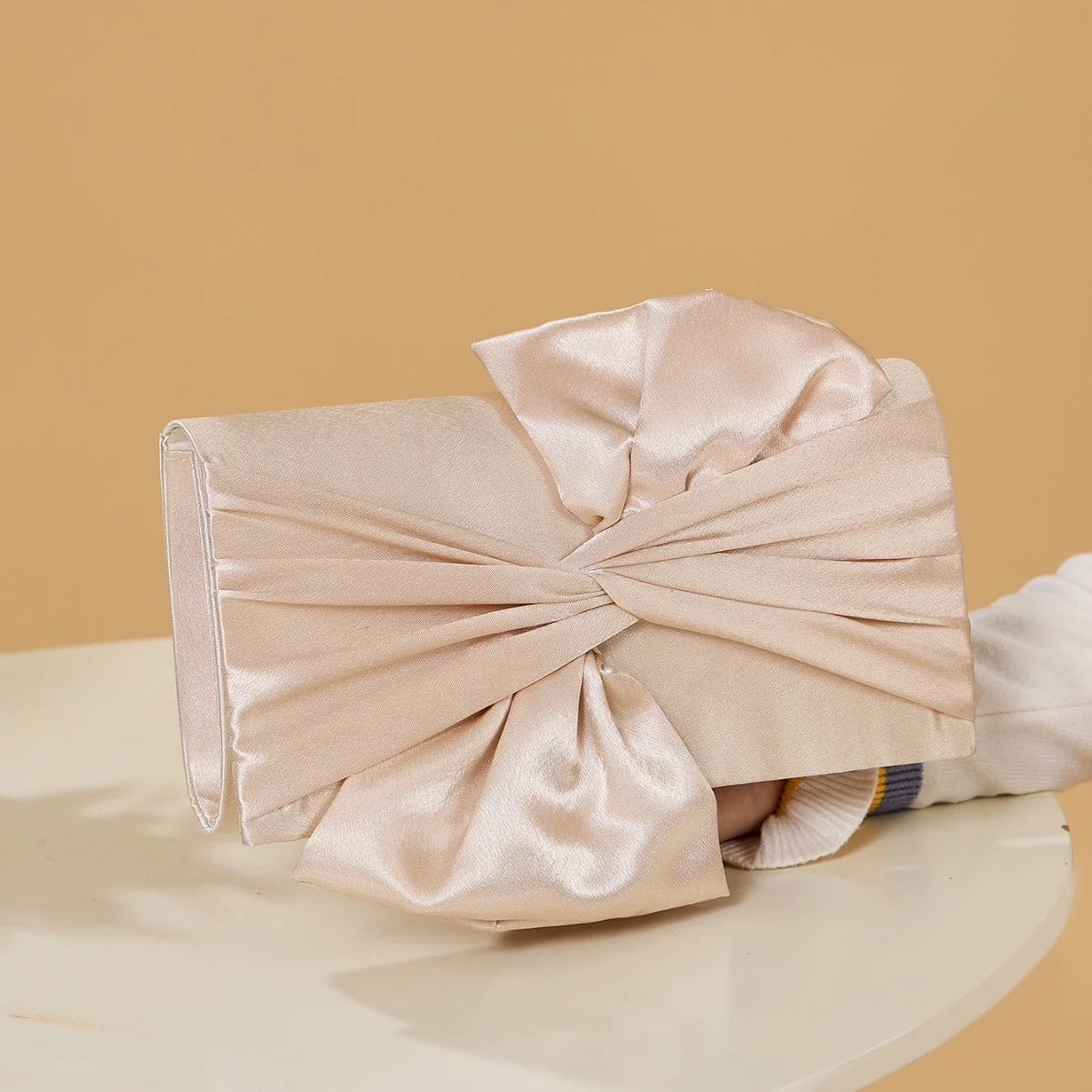 Fashion Bow Satin Evening Banquet Clutch Bag Women Elegant Chain Shoulder Crossbody Wedding Purse Prom Party Handbag Dinner Bags