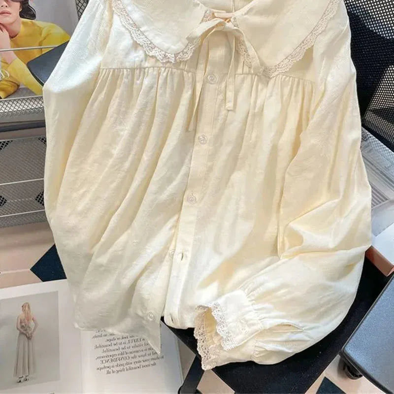 Japanese Style Cute Peter Pan Collar Shirt Women Sweet Lace Spliced Long Sleeved Blouses Woman All-Match Loose Buttons Shirts