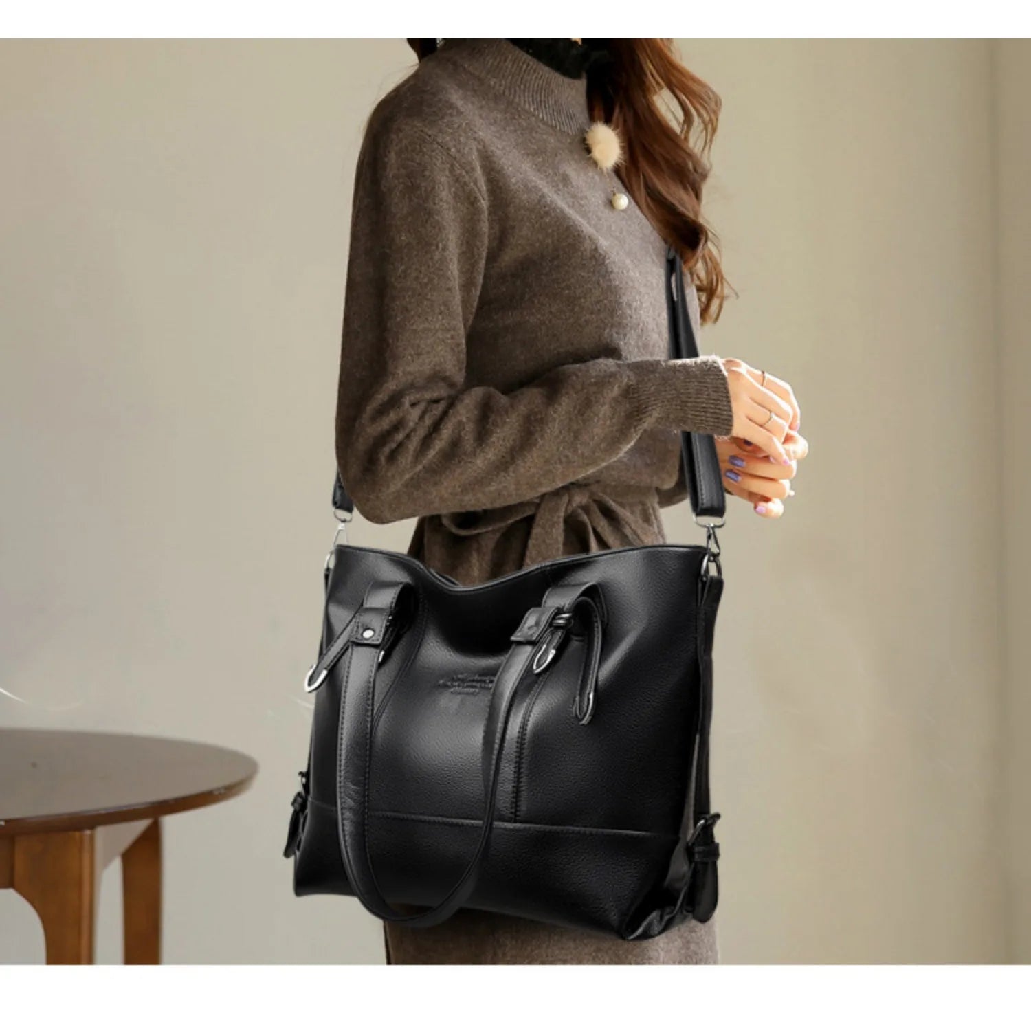 2025 new large capacity women's fashion shoulder bag, fashion cross-body bag commuting bag, suitable for daily use