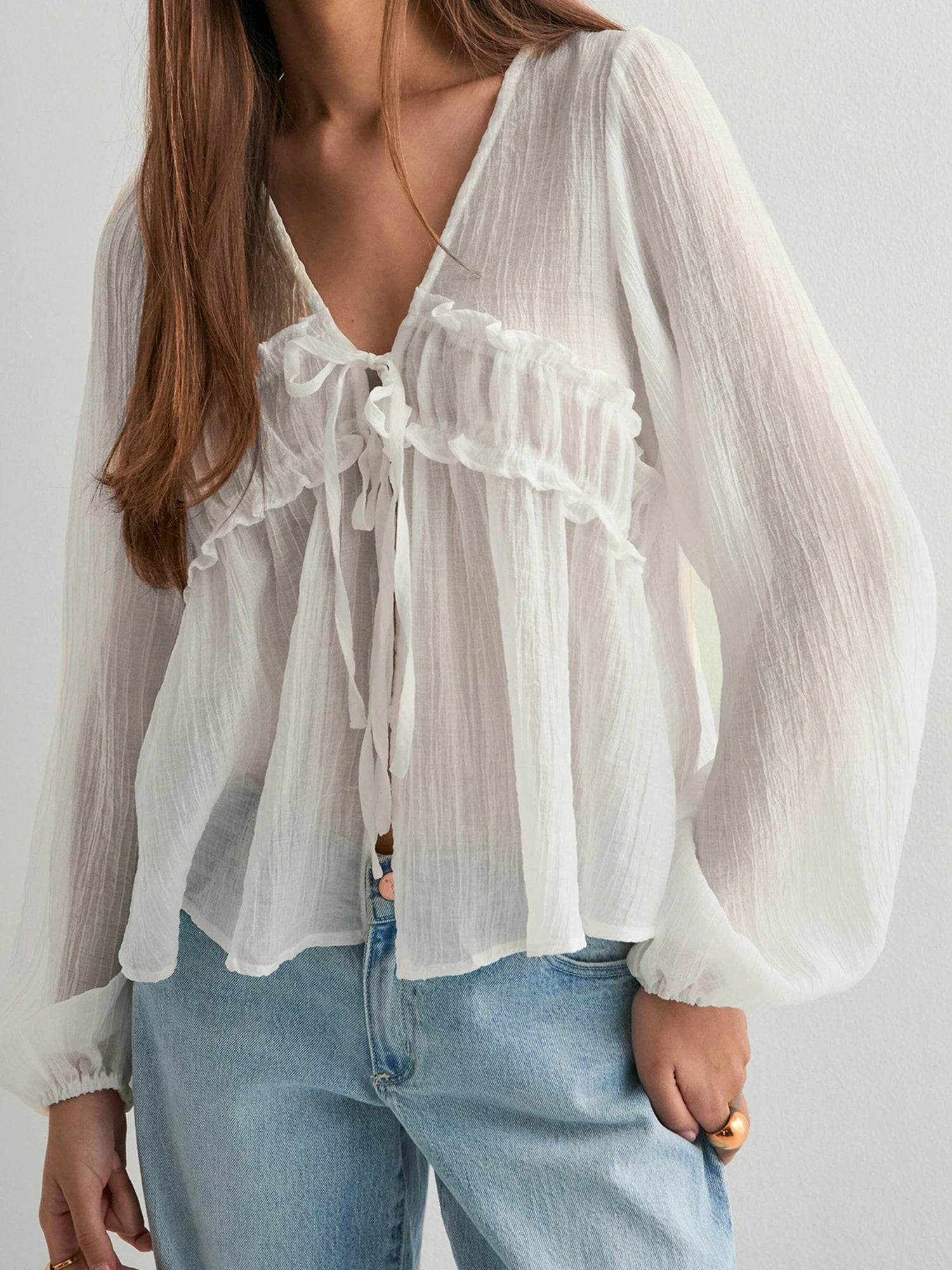 Women s Ruffle Blouses Long Sleeve V Neck Tie-up Front Loose Fit Tops Spring Crincle Shirts Elegant Fashion Style