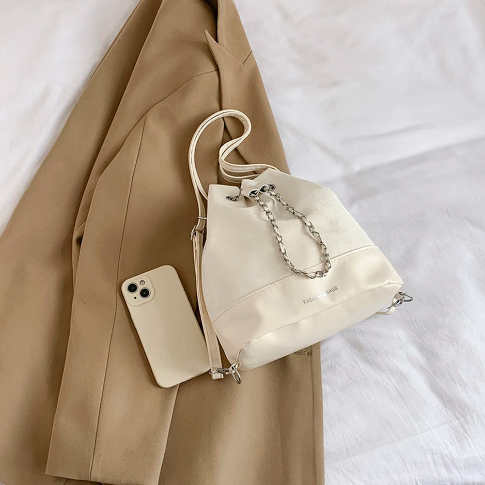 Women Simple Messenger Bag Large Capacity PU Drawstring Bucket Bag Chic Hobo Bag Solid Color Adjustable Strap for Outdoor Travel