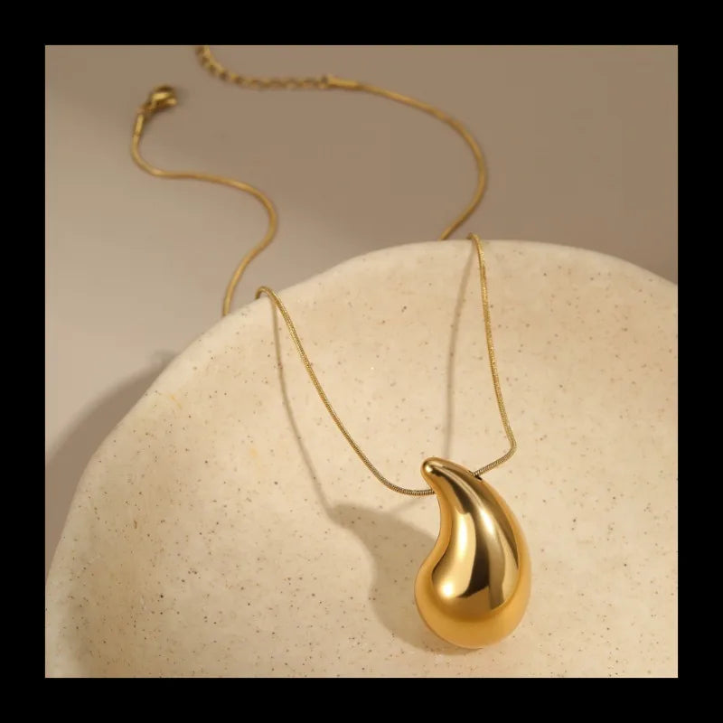 Popular Fashion High-end Sense Chubby Water Drop Pendant Stainless Steel Necklace Does Not Fade Necklace Jewelry Wholesale