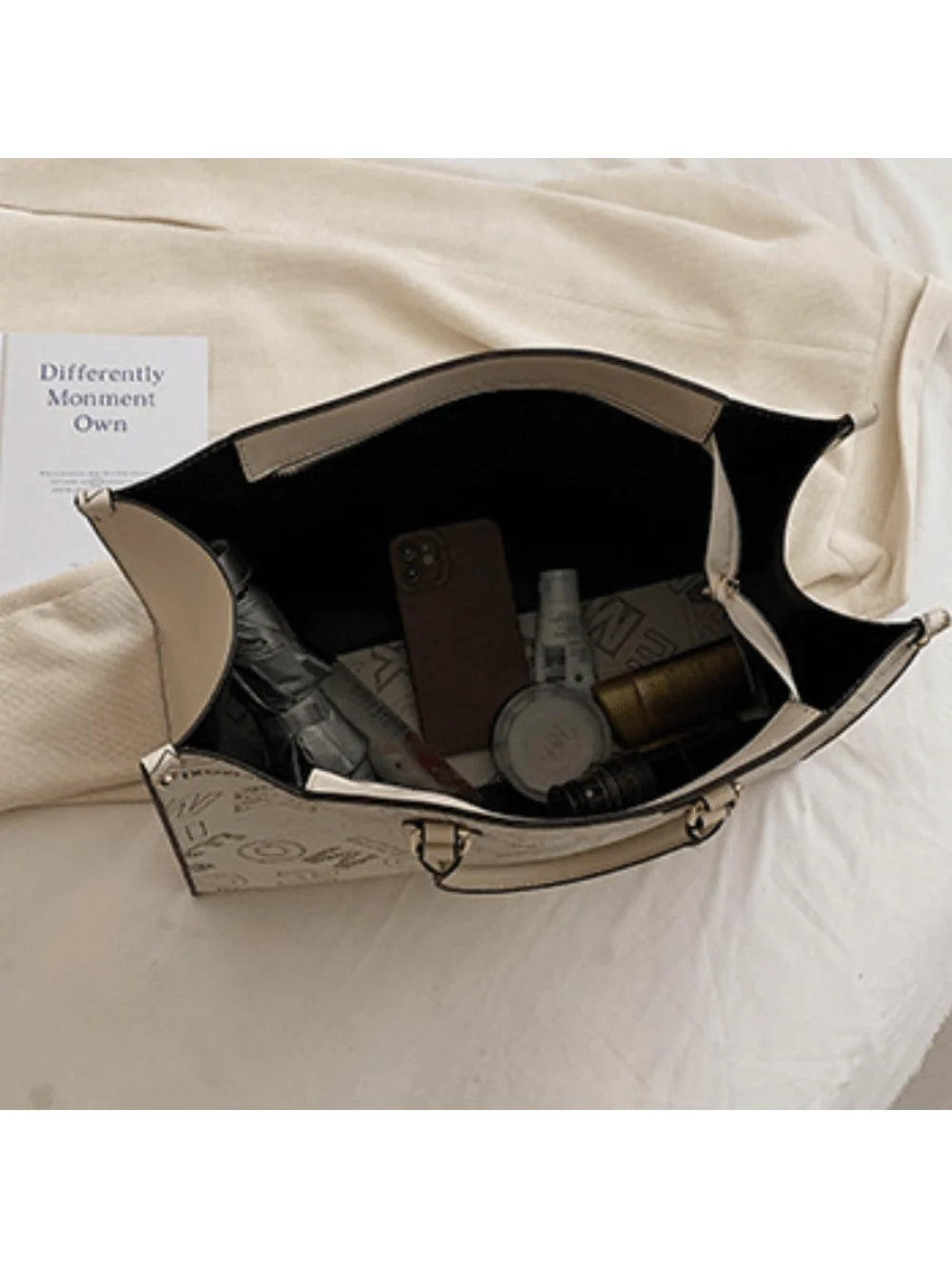 PU Leather Large Capacity Letter Tote Bag, Zipper Closure, Adjustable Shoulder Strap,  Ideal Choice for Daily Use and Gifts