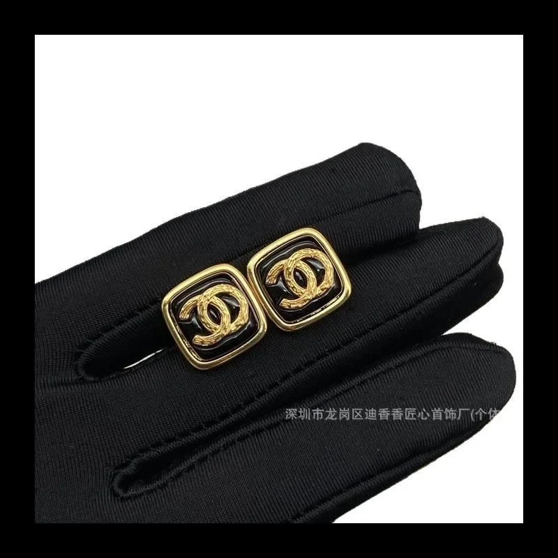 Double Sugar Stud Earrings Women's Fashion Black Square Pair with Label Tide
