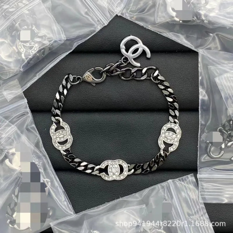 New Double Letter Pearl Bracelet Women, Light Luxury Versatile High Sense Internet Celebrity Explosion