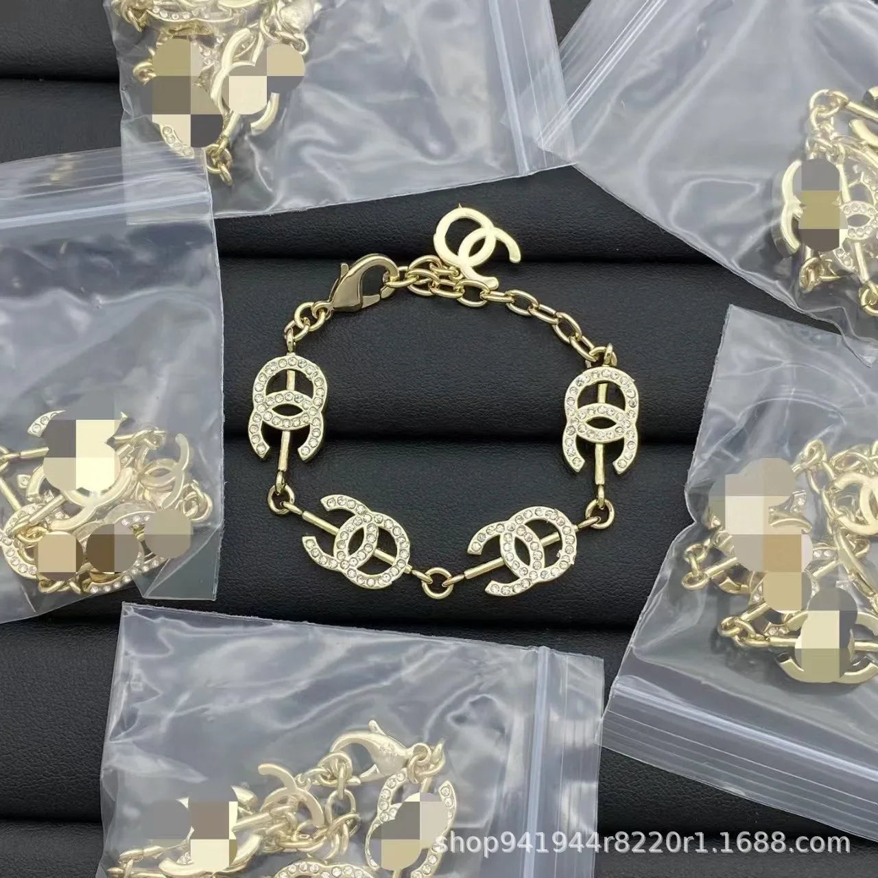 New Double Letter Pearl Bracelet Women, Light Luxury Versatile High Sense Internet Celebrity Explosion